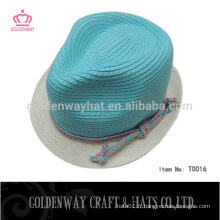 Chapeaux en tricot tricot en papier bleu avec décoration de cordes pour enfants